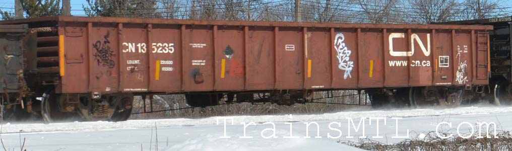Car/wagon CN135235 left side / coté gauche